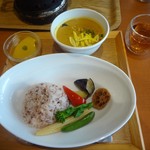 10ZEN - 楽前カレーランチ １種（チキンカレー）ご飯お代わり自由