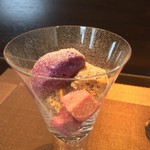 lien - シュトーレンとカシスのムース 巨峰のソルベ