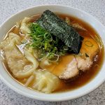 支那そばや - 支那そばや（ワンタンメン 950円）