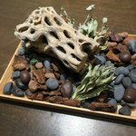 sincere - 小菓子：京番茶とアーモンドのチョコレート