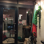 Trattoria VIVACE - 入り口