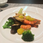 クロモリ - 足赤海老と野菜の塩炒め