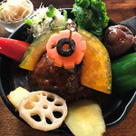 タケウチ - 煮込みハンバーグカレー膳850円