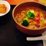 Ishiusubiki Soba Ishiraku - 豚肉と春野菜のカレー南蛮そば