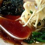 青島食堂 - キレキレの生姜醤油！麺は自家製中細麺