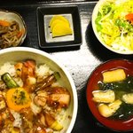 食事処 たまご屋 - とり照丼定食 500円