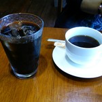 ビストロ20 - アイスとホットコーヒー