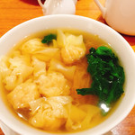 To chou - 海老雲呑麺