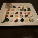 an umbrella - 季節を味わう野菜のインサラータ