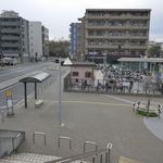 スイーツガーデン ユウジアジキ - 足元に気をつけながら階段を下っていきます。