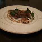 an umbrella - 岩手県産岩中豚フィレ肉のサルティンポッカ