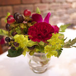 リストランテ フォンタナ - テーブルの上に飾られた花