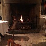 オーベルジュ・オー・ミラドー - 暖炉