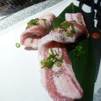 焼肉レストラン ロインズ 久茂地店 - 沖縄アグー豚バラ