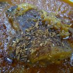 ROTI BOTI - 粗く砕いたスパイスふりかけ載せ