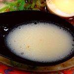 伝統熊本豚骨 伝 - スープ