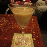 バー クラスター - 皆で利用し、8人席を作って貰った日、私は栗のカクテル(金粉)