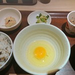 みどりのキッチン - たまごかけご飯とやさと納豆定食 450円