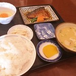 よしだ屋食堂 - サバの煮付け定食