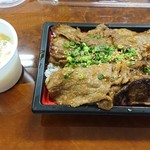 Yakiniku    okideli - ヤキニク弁当とスープ(17-03)