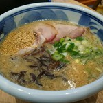 Goukai Tonkotsu Goton - 味噌GOTON／たっぷりの胡麻は、当方がかけたものです(^^;