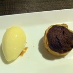 ボノミー - 栗のパイ包み焼きとリコッタチーズアイス