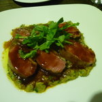 ボノミー - 仔羊のローストと茄子のピュレ