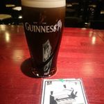 HUB - サージング中（手前はコースターネックレス）