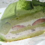 銀座コージーコーナー - 苺の宇治抹茶ケーキ