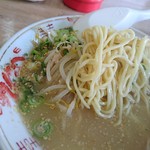 エイコー食堂 - 麺アップ