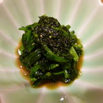 手打そば わたる - ほうれん草とあおさのわさび和え
