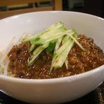 水仙閣 - ジャ－ジャー麺