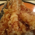 串天ぷら　段々屋 - ご飯の多さに負けない丼ネタ