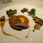 オルグイユ - 仏ブレス産鳩　胸ロースト、ササミスモーク、手羽先フリット、ハツ・レバー・砂肝、モモコンフィ