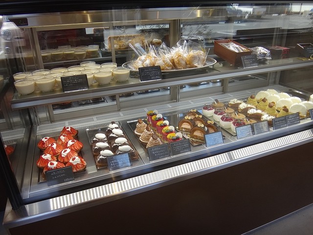 パティスリー サリュー Patisserie Salut 県立美術館前 ケーキ