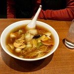 中国家常麺房 趙之家 福重分店 - 五目湯麺 醤油味(780円+税)