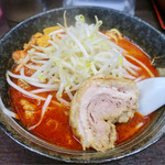 旨辛タンメン 荒木屋 - 「大辛肉味噌麺」(800円)＋「チャーシュー」(100円)