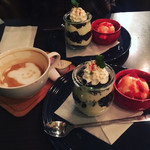 roku cafe - 