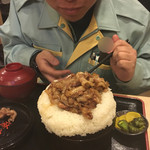 とんかつ 肉料理 麻釉 - 焼肉丼 ごはん中盛り