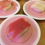 かっぱ寿司 - マグロ、ビントロ、イカ