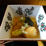 つる幸 - オマールエビ、蓮根餅、海老芋の炊き合わせ