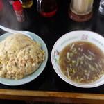 キッチンあべ - チャーハン（大盛・スープ）