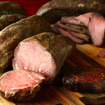 ピンゼ ロカ - 牛タン丸ごと１本食べ尽くし