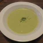 DaLoro - ブロッコリーとアスパラのスープ