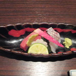 蓮菜 - 鮮魚盛り合わせは中トロ、天然ヒラマサ、鳴門の鯛