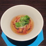 蓮菜 - 桜エビともずくの酢の物。ジュレになってて食べやすい。