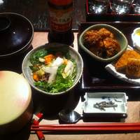神宮前もくち - 好きなおかず２種選べる定食　1050円