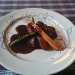 ビストロ・サンテベル - とろけるビーフシチュー