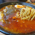 大名ちんちん - プラスの美学と快楽が融合したスープにからむ中太麺。