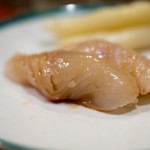 うを徳 - 2017.3 淡路2.5キロものヒラメ（握り）2貫